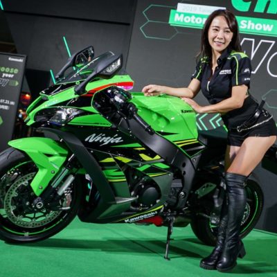 Kawasakis Ninja ZX14 moto bike sport