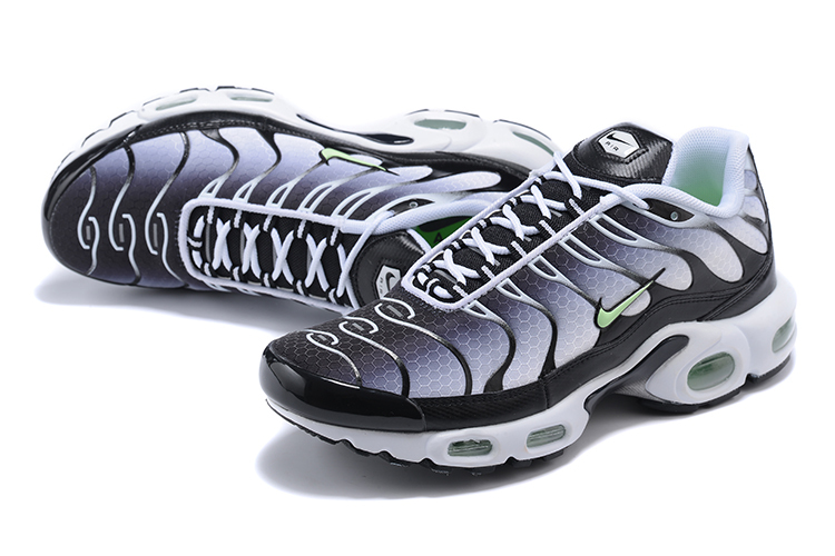 Nike Air Max Plus 2021 – Image 2